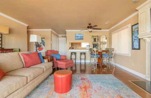 Rockwell Condo | Lake Front