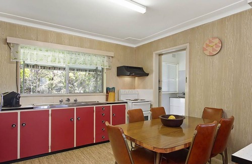 Lake Tabourie House | Lake Frontage at Lake Tabourie