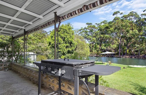 Lake Tabourie House | Lake Frontage at Lake Tabourie