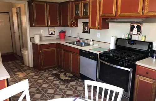 Hulbert House | Lake Ft. Gibson Getaway