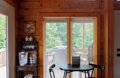 Littleton Cabin | Lake Gaston Cabin w/Boat Slip & Game Room