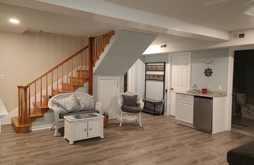 Bracey House | Lake Gaston Getaway