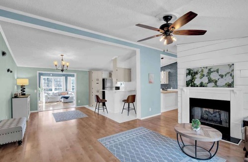 Wise House | Lake Gaston Retreat - Waterfront - 5 Bed/3 Bath