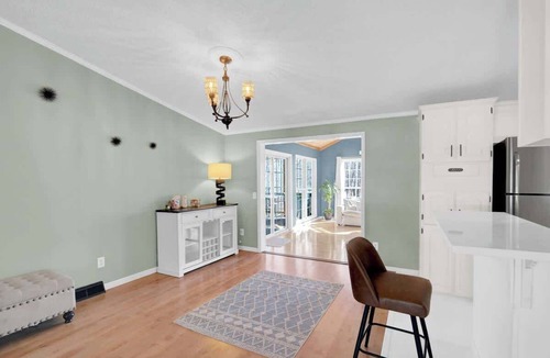 Wise House | Lake Gaston Retreat - Waterfront - 5 Bed/3 Bath