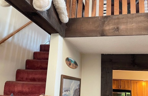 Lake George Ski Chalet | lake George Adirondack Chalet