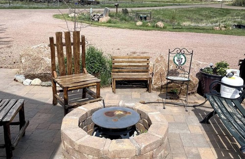 Lake George Cabin | Lake George Cabins & RV Park: Cabin 5 Dragonfly