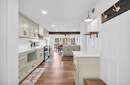 Cross Hill House | Lake Greenwood Splash & Stay