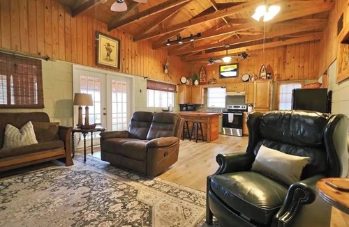 Kirby Cabin | Lake Greeson Cabin Water View, Walk to Water Peaceful 3BR Retreat