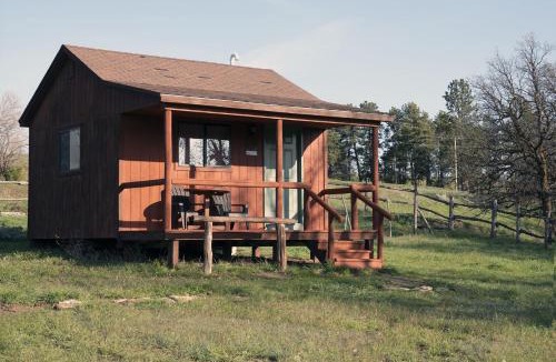 Devils Tower House | lake guest ranch