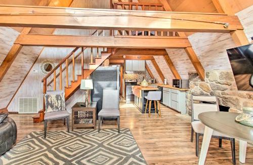 Mid America House | Lake Hamilton Cabin: Boating Getaway!