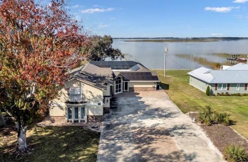 Wesley Chapel House | Lake Hamilton VI - Pool and Backyard Oasis