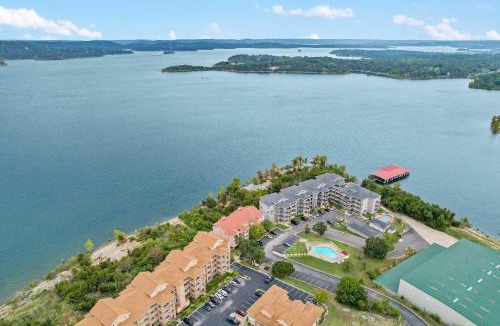 Hollister House | Lake Harbour on TRL - For 6