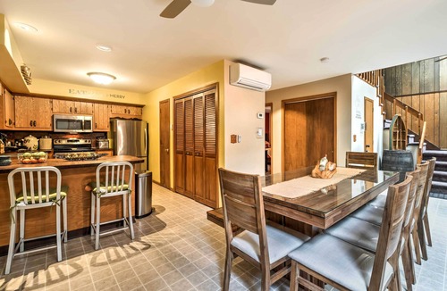 Lake Harmony House | Lake Harmony Resort Home w/Deck + Fire Pit!