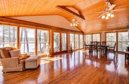 Westminster House | Lake Hartwell Haven w/Boat Dock in Westminster!