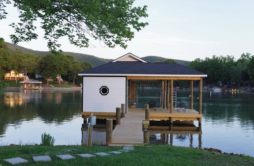 Penhook House | Lake Haven - 5 Bedroom w/Hot tub and Private Dock