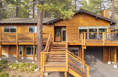 Lake Forest House | Lake Haven at Dollar Point by Tahoe Getaways - Spacious 4 BR w/Sauna & Lake Views