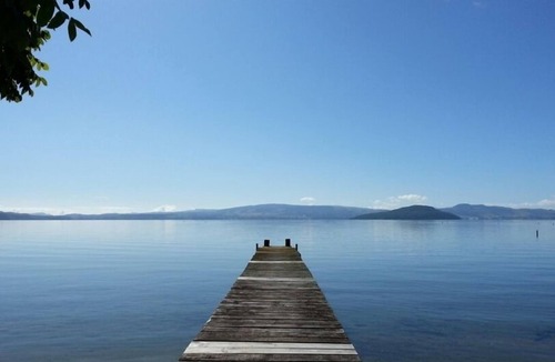 Hamurana House | Lake Haven - Lake Edge