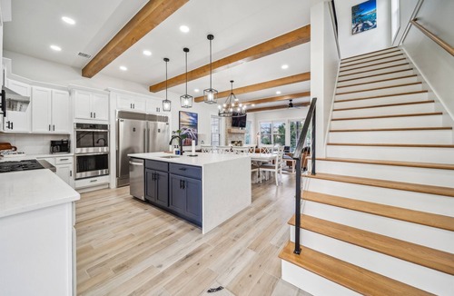 Vinita House | Lake Haven w/hot tub, pool, boat slip included!