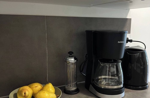 Maurens House | Lake House – A Tranquil Escape