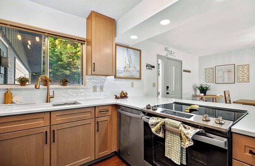 Lake Ozark House | Lake Home Oasis - Sleeps 18