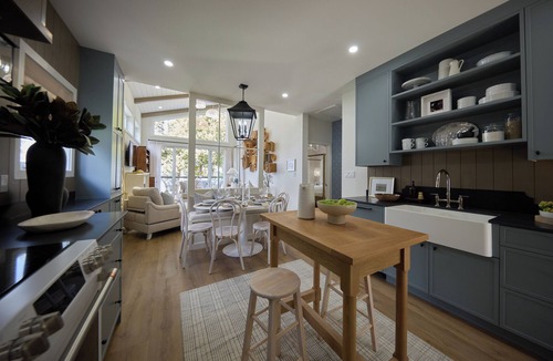 Havelock-Belmont-Methuen House | Lake House 2 a serene getaway with coastal vibes