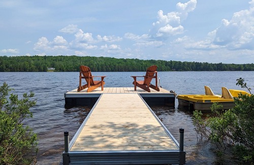 Nominingue Ski Chalet | Lake House Chalet, Laurentides, Pet Friendly, Waterfront, Beach, Private, Luxury
