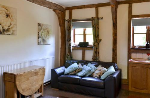 Finchingfield House | Lake House Cottage