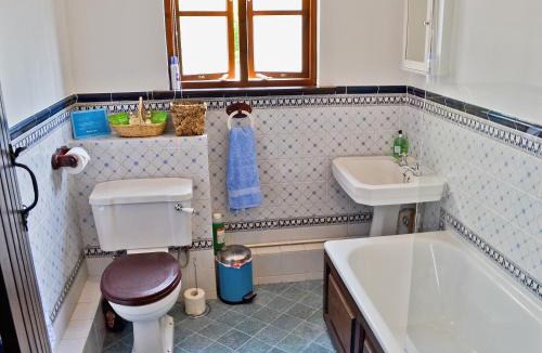 Finchingfield House | Lake House Cottage