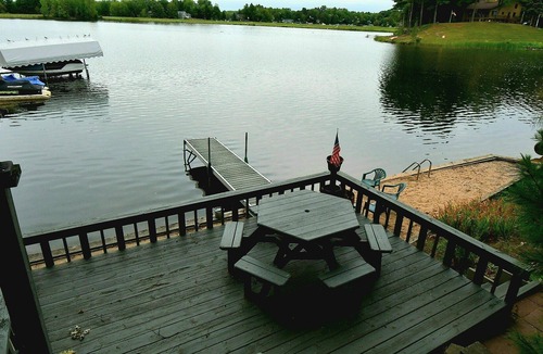Gladwin Cottage | Lake House Escape