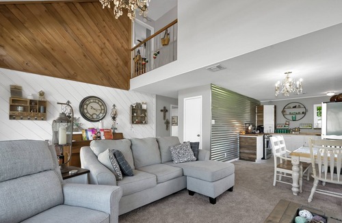 French Quarter House | Lake house Free Coffee Wifi Smart TV all bedrooms