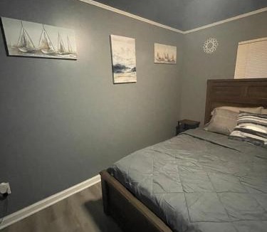 Roxboro House | Lake House Hide Away