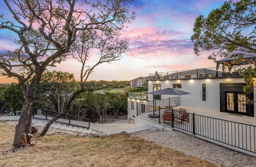 Highland Lake Estates House | Lake House In Lago Vista-Lake Travis
