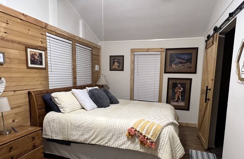 Goodrich Other | LAKE HOUSE in the WOODS!