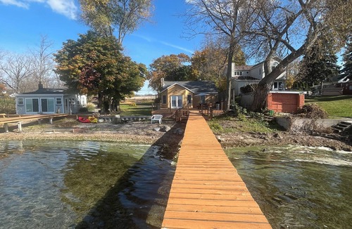 Town of Varick Cottage | Lake House on Seneca Lake with Private Dock