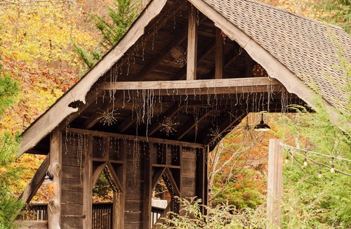 Dallas House | Lake house private 30 acres