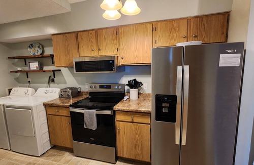 Lake of the Ozarks House | Lake House Retreat-No Steps-2b/2ba at Margaritaville