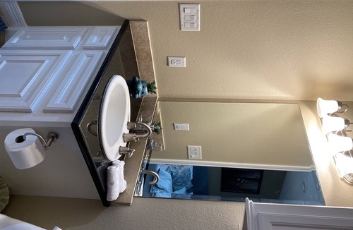 Seven Coves Condo | Lake house - Unit 305