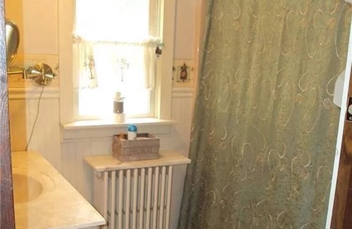 Colchester House | Lake House