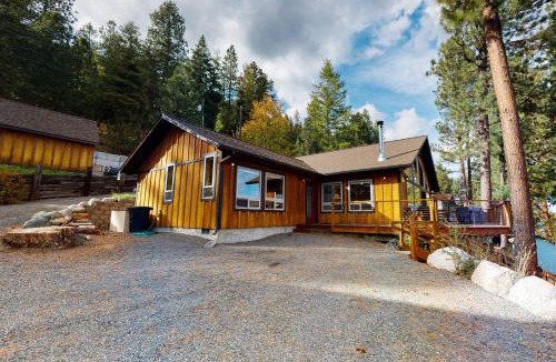 Joseph House | Lake House