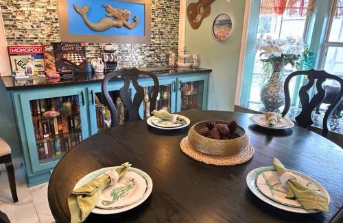 Phil Campbell House | Lake House