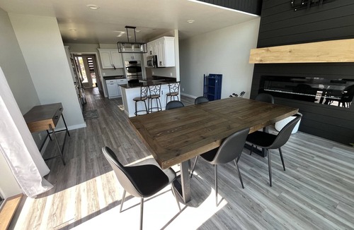 Stansbury Park House | Lake House w/Pool, 4-bedrooms in Stansbury Park within 25 minutes of airport
