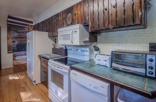 Town of Webb House | Lake House Waterfront 4 bed 3 bath house w/dock & firepit .5 miles to Old Forge
