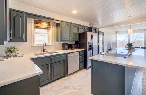 Locust Grove House | Lake Hudson Home w/Patio in Locust Grove