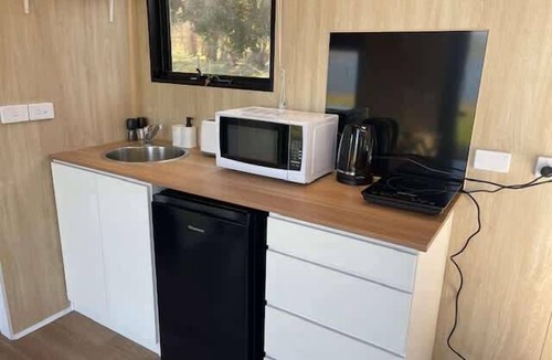 Bethanga House | Lake Hume Getaway by Tiny Away