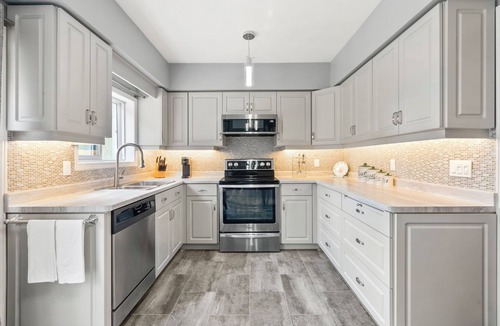 Saugeen Shores House | Lake Huron 3BR w/Deck, Games & EV | Port Elgin (The Cardinal)