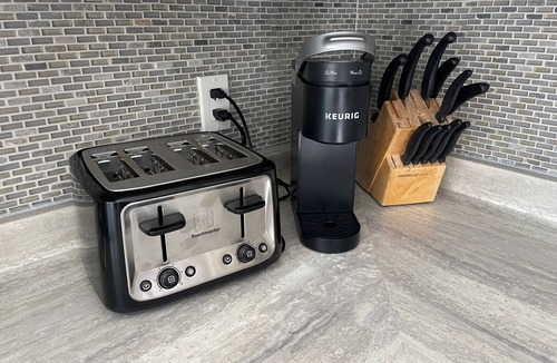 Saugeen Shores House | Lake Huron 3BR w/Deck, Games & EV | Port Elgin (The Cardinal)