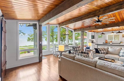 Kincardine Cottage | Lake Huron Shore Retreat