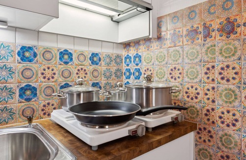 Ingenbohl Apartment | Lake I Mountain view - Smart TV, bathtub, table football