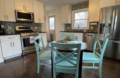 Paddock Lake House | Lake it Easy at this beautiful 2 bedroom lake home