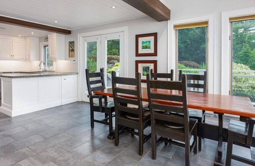 Muskoka Lakes Cottage | Lake Joseph Haven! Cottage, Boathouse, Bunkie, Hot Tub, Sauna & Putting Green!